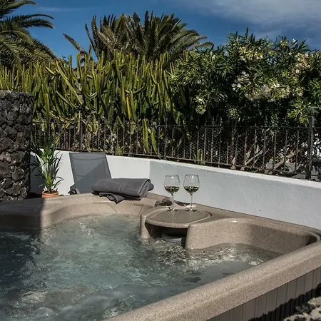 Casa - Jacuzzi, Wifi & Bbq *